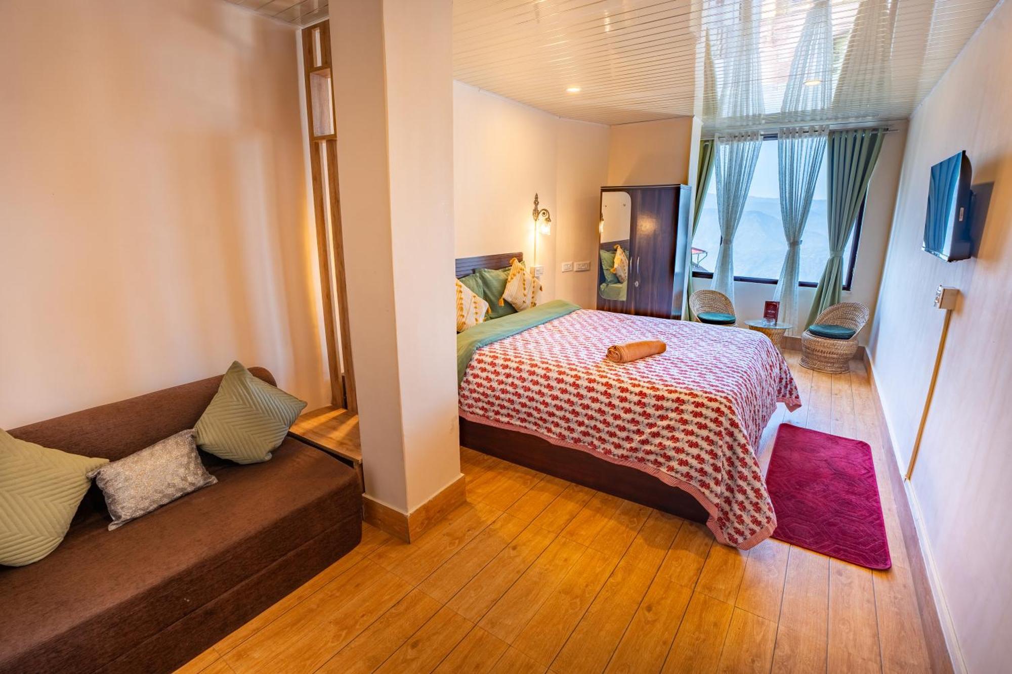 Monratino Himadrie -2 Mins Walk From Mall Road - All Rooms Have Kanchenjunga Mountain View Дарджилинг Экстерьер фото